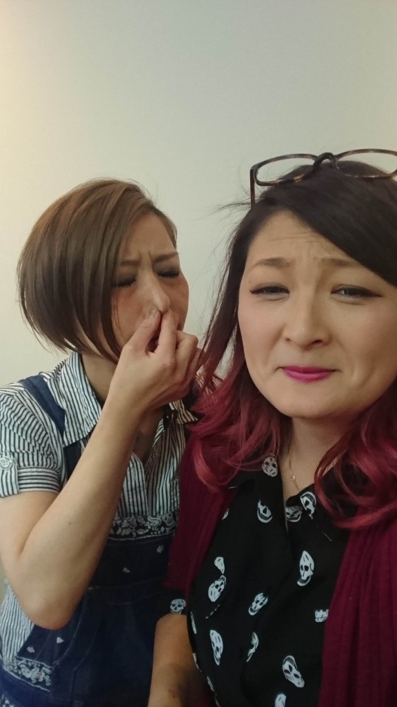 髪についたニオイを消す方法！